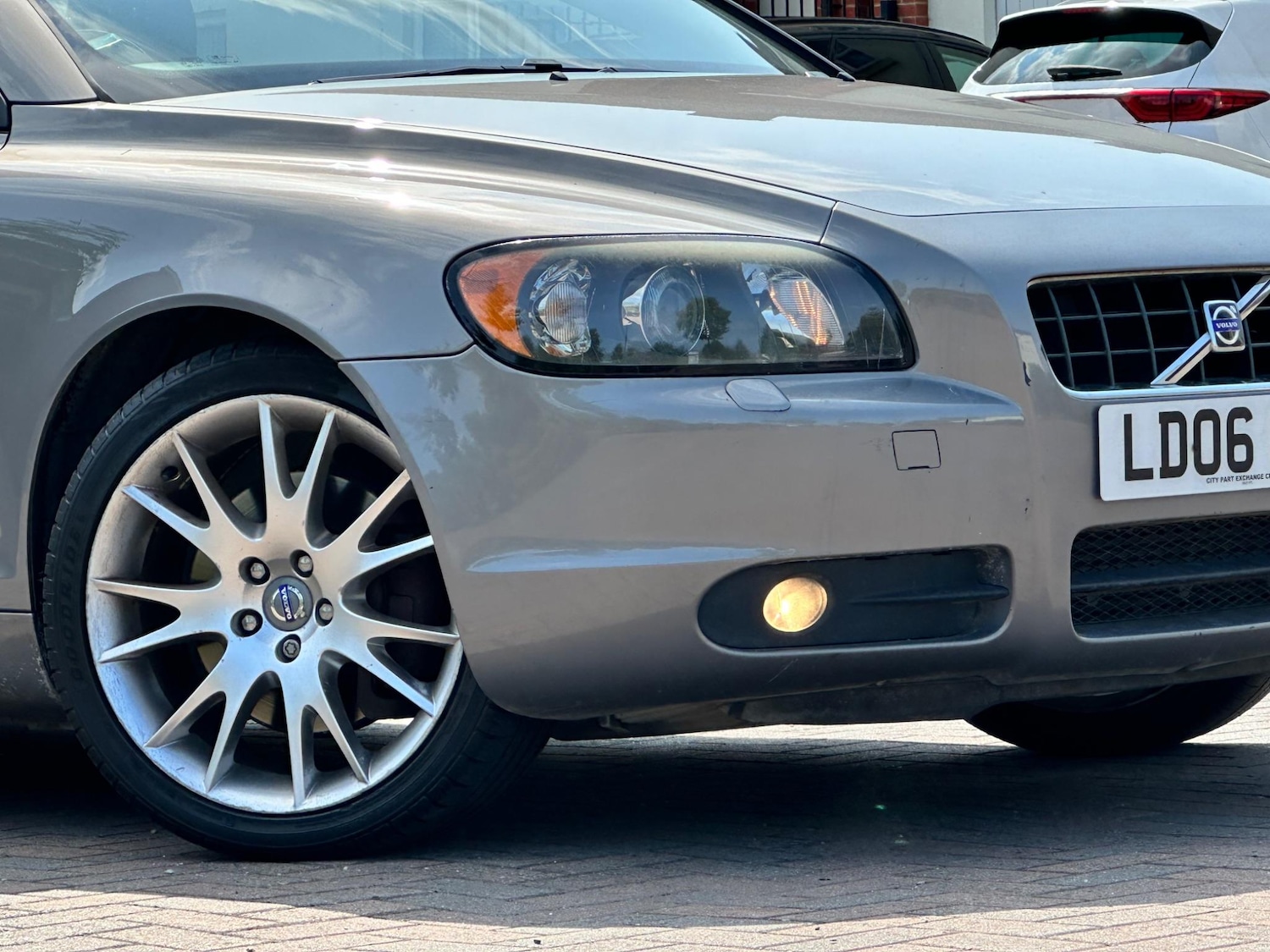 Used Volvo C70 2006 for sale - 77229650: Photo 8