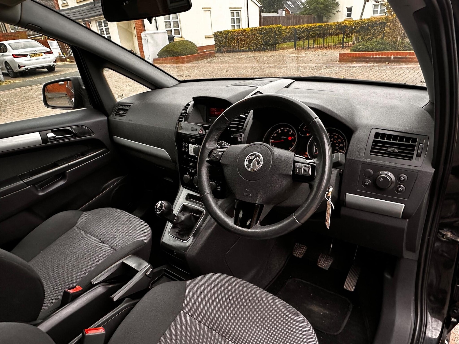 Used Vauxhall Zafira 2013 for sale - 77203833: Photo 60