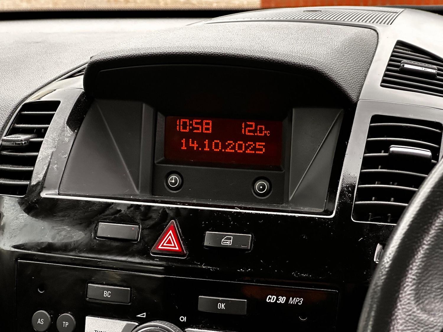 Used Vauxhall Zafira 2013 for sale - 77203833: Photo 88