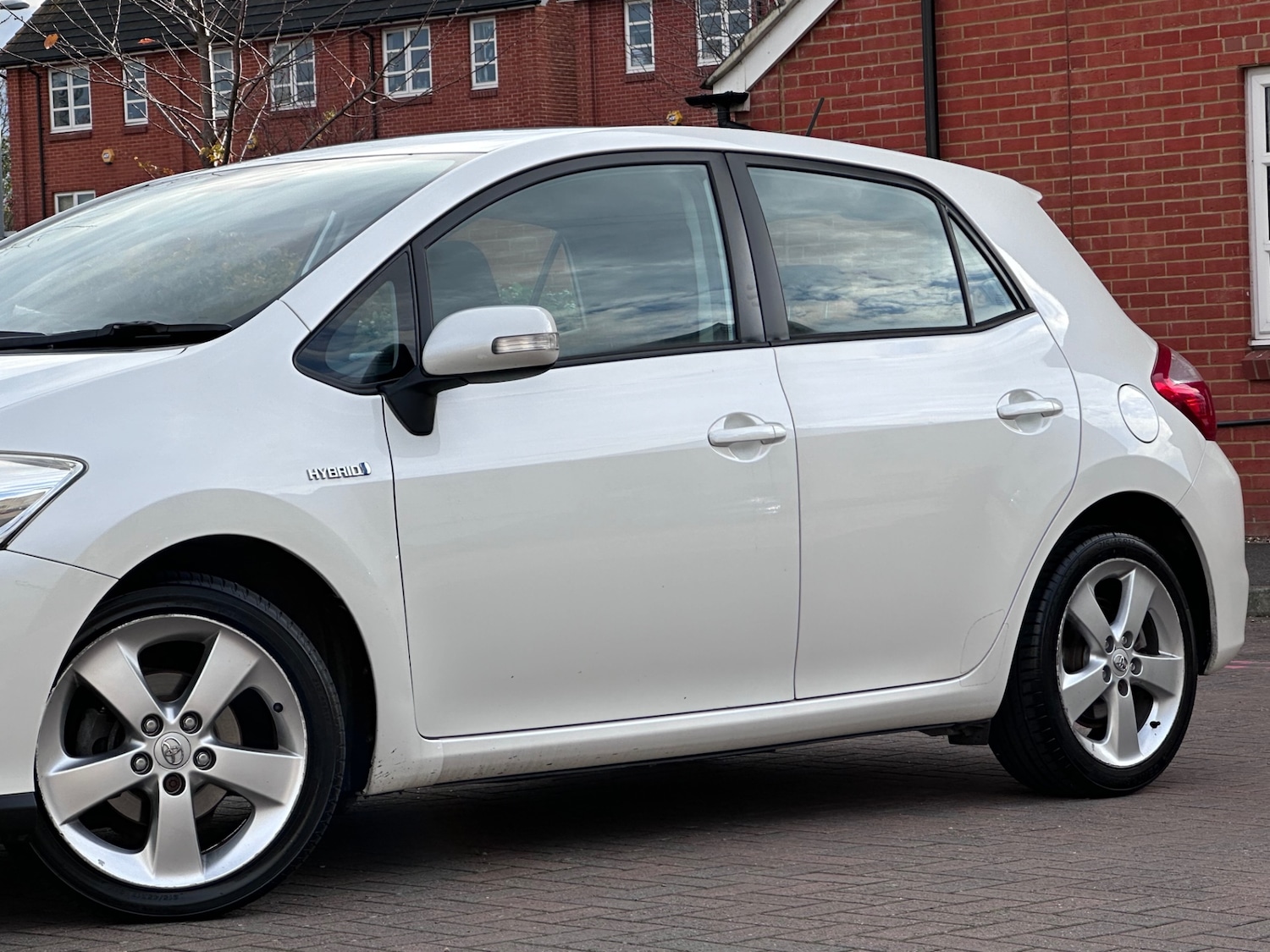 Used Toyota Auris 2011 for sale - 77335704: Photo 17