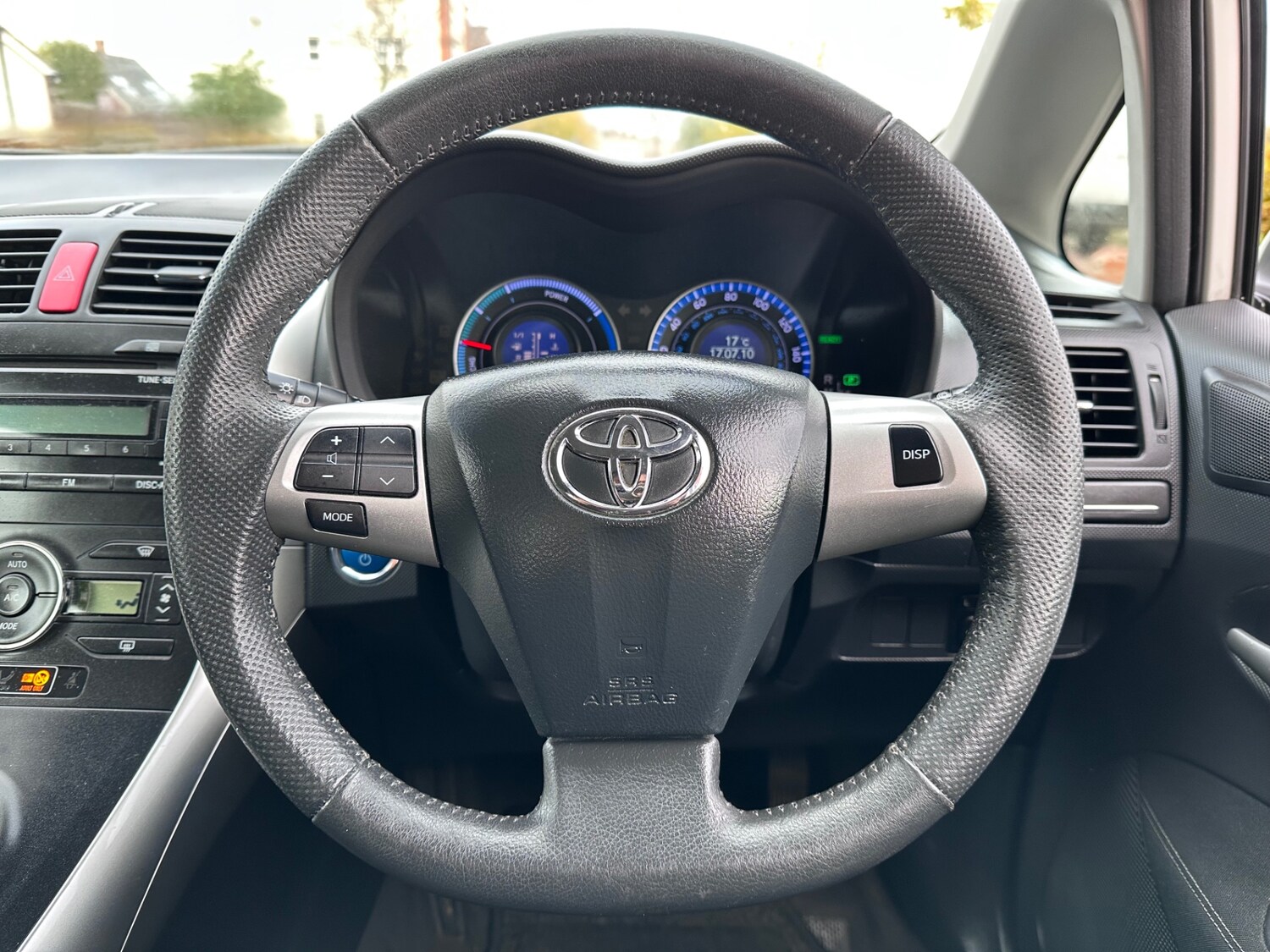 Used Toyota Auris 2011 for sale - 77335704: Photo 94