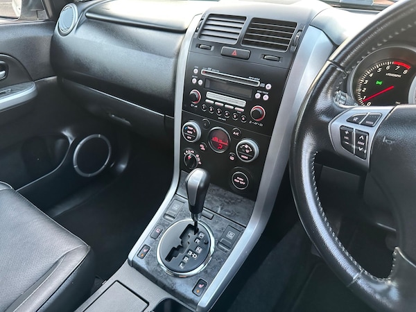 Used Suzuki Grand Vitara 2011 for sale - 75540125: Photo 91