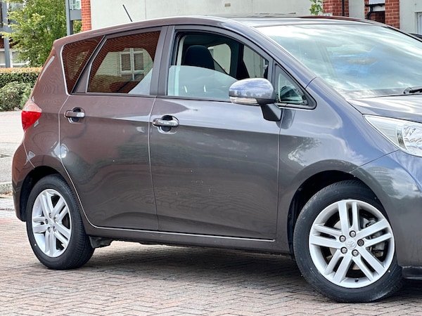 Used Toyota Verso 2011 for sale - 75614298: Photo 3