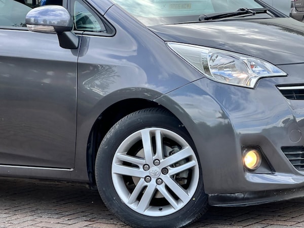 Used Toyota Verso 2011 for sale - 75614298: Photo 5