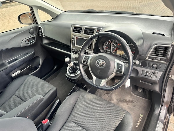 Used Toyota Verso 2011 for sale - 75614298: Photo 61