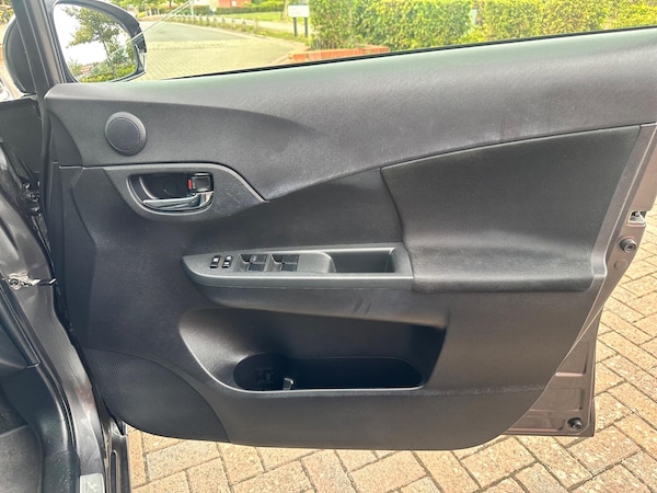 Used Toyota Verso 2011 for sale - 75614298: Photo 62