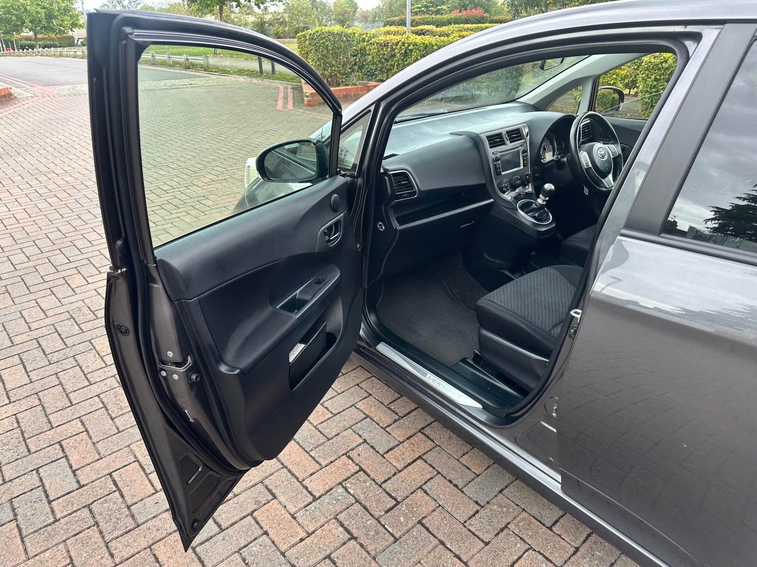 Used Toyota Verso 2011 for sale - 75614298: Photo 71