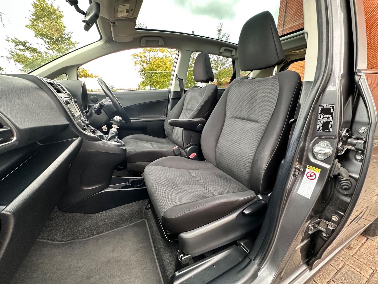 Used Toyota Verso 2011 for sale - 75614298: Photo 73