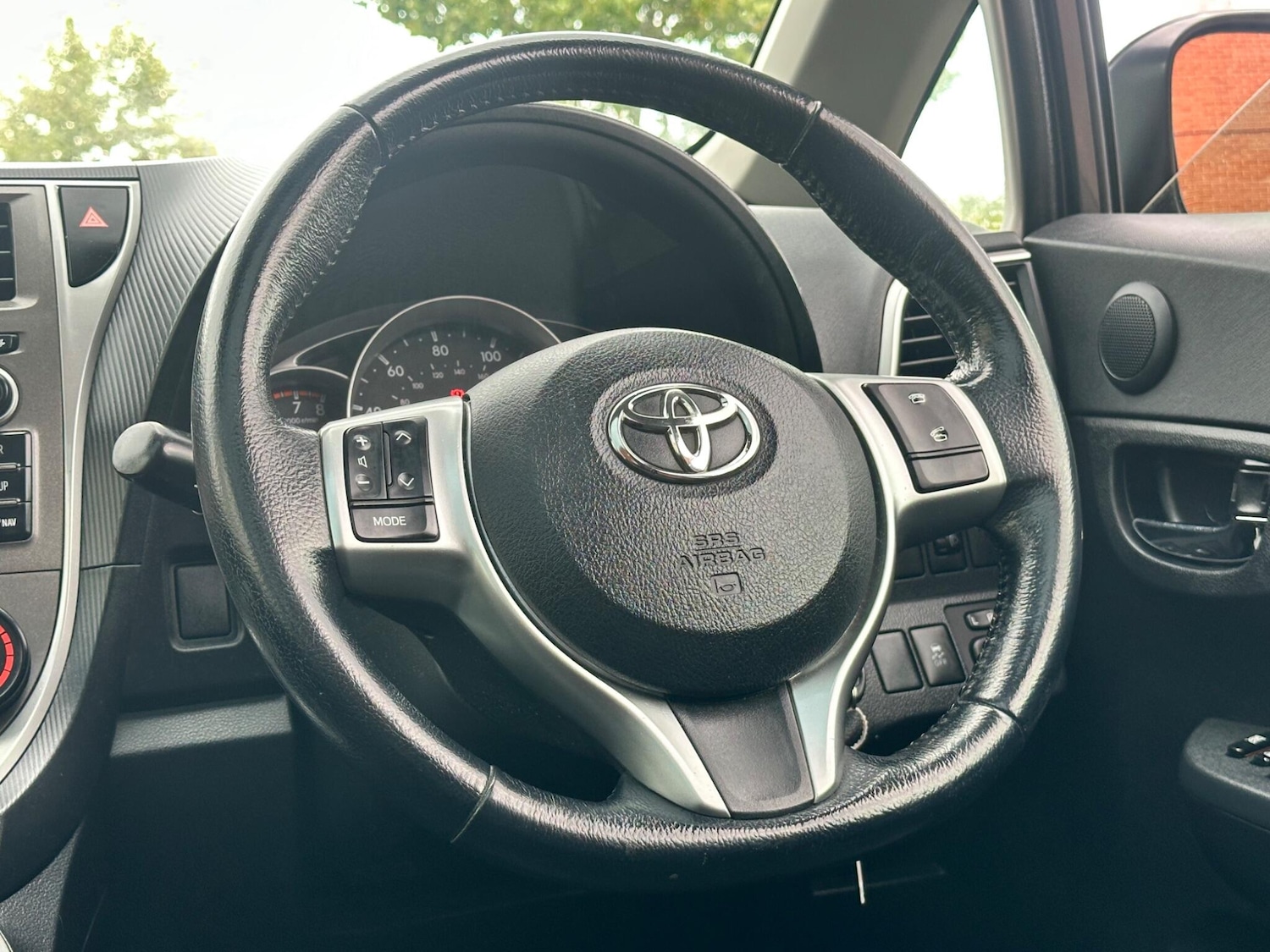 Used Toyota Verso 2011 for sale - 75614298: Photo 82