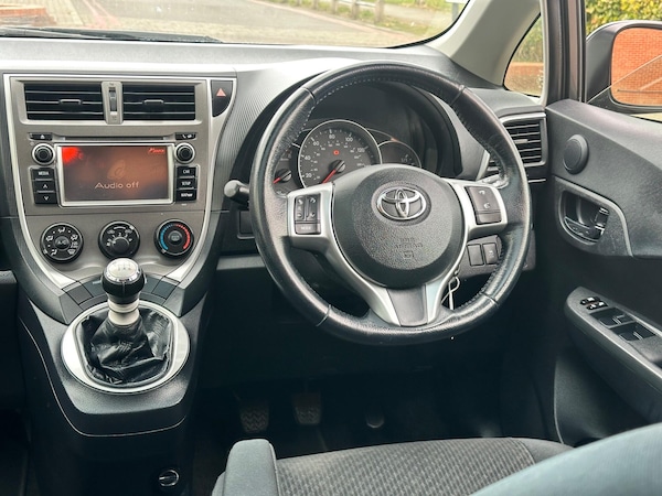 Used Toyota Verso 2011 for sale - 75614298: Photo 83