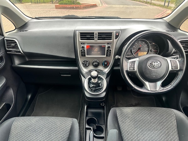 Used Toyota Verso 2011 for sale - 75614298: Photo 84