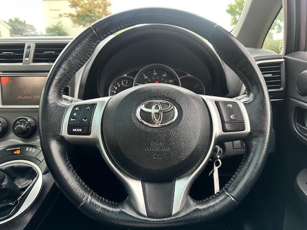 Used Toyota Verso 2011 for sale - 75614298: Photo 88