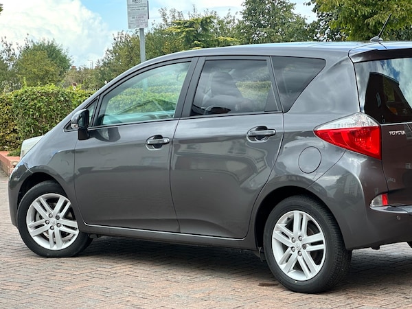 Used Toyota Verso 2011 for sale - 75614298: Photo 8