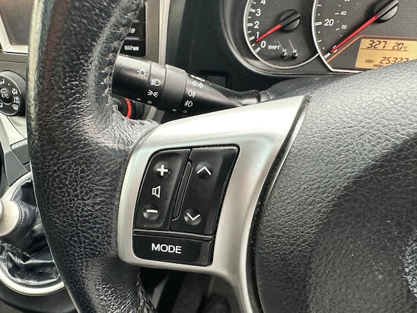 Used Toyota Verso 2011 for sale - 75614298: Photo 93