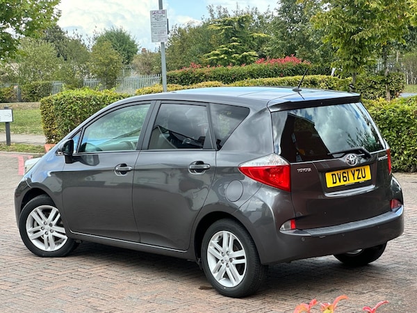 Used Toyota Verso 2011 for sale - 75614298: Photo 9