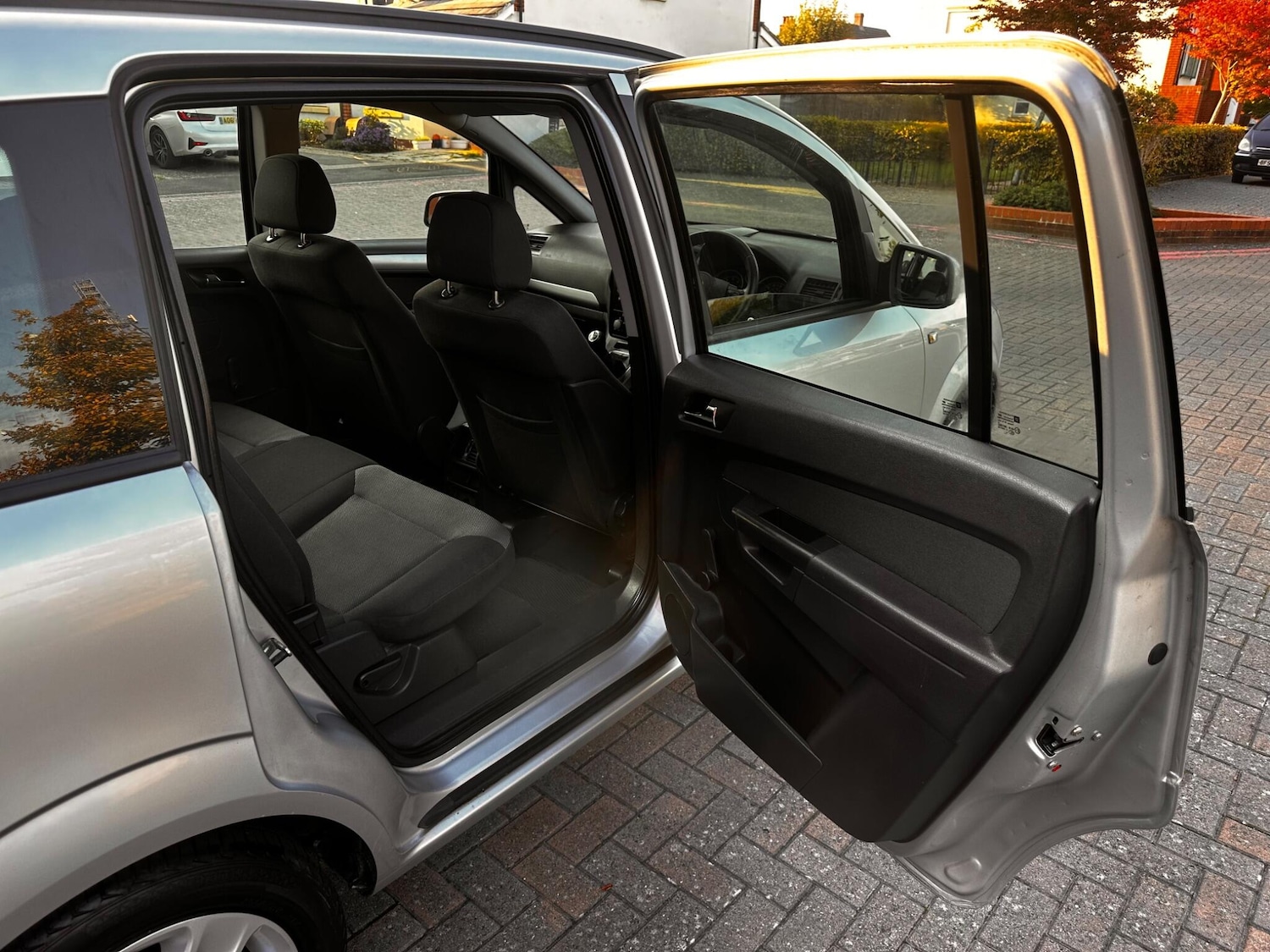 Used Vauxhall Zafira 2013 for sale - 76138376: Photo 65