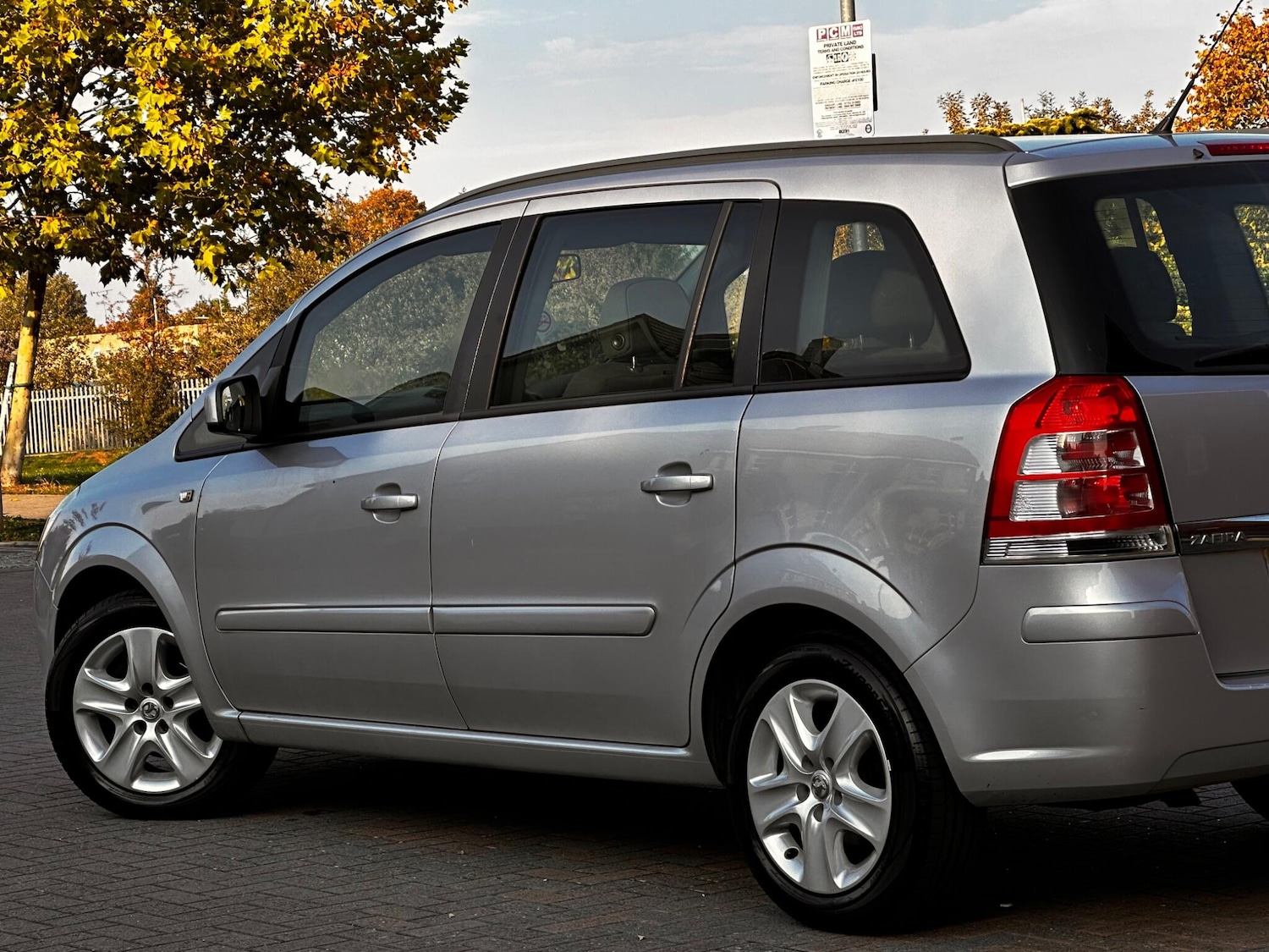 Used Vauxhall Zafira 2013 for sale - 76138376: Photo 8
