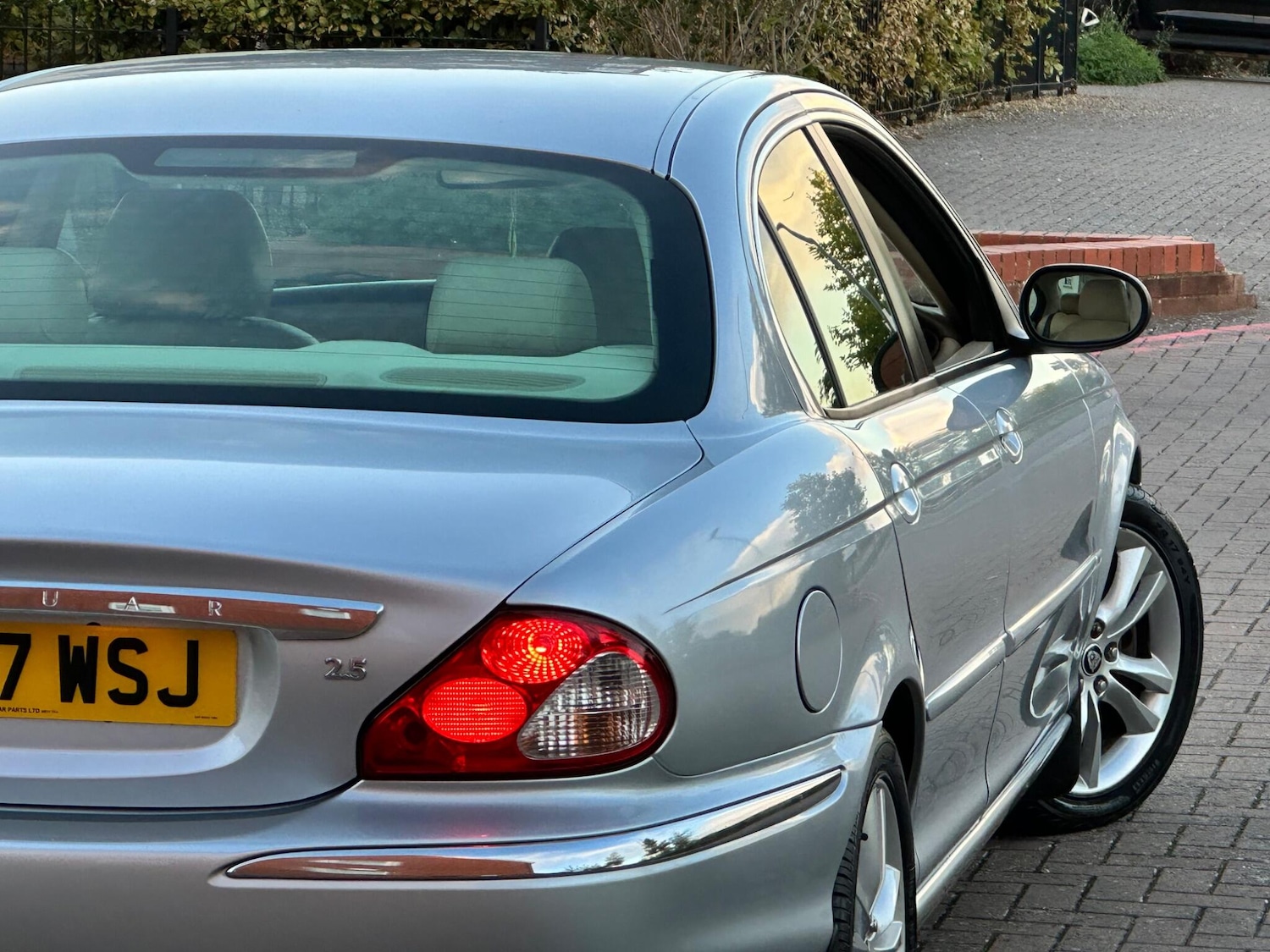 Vehicle 28