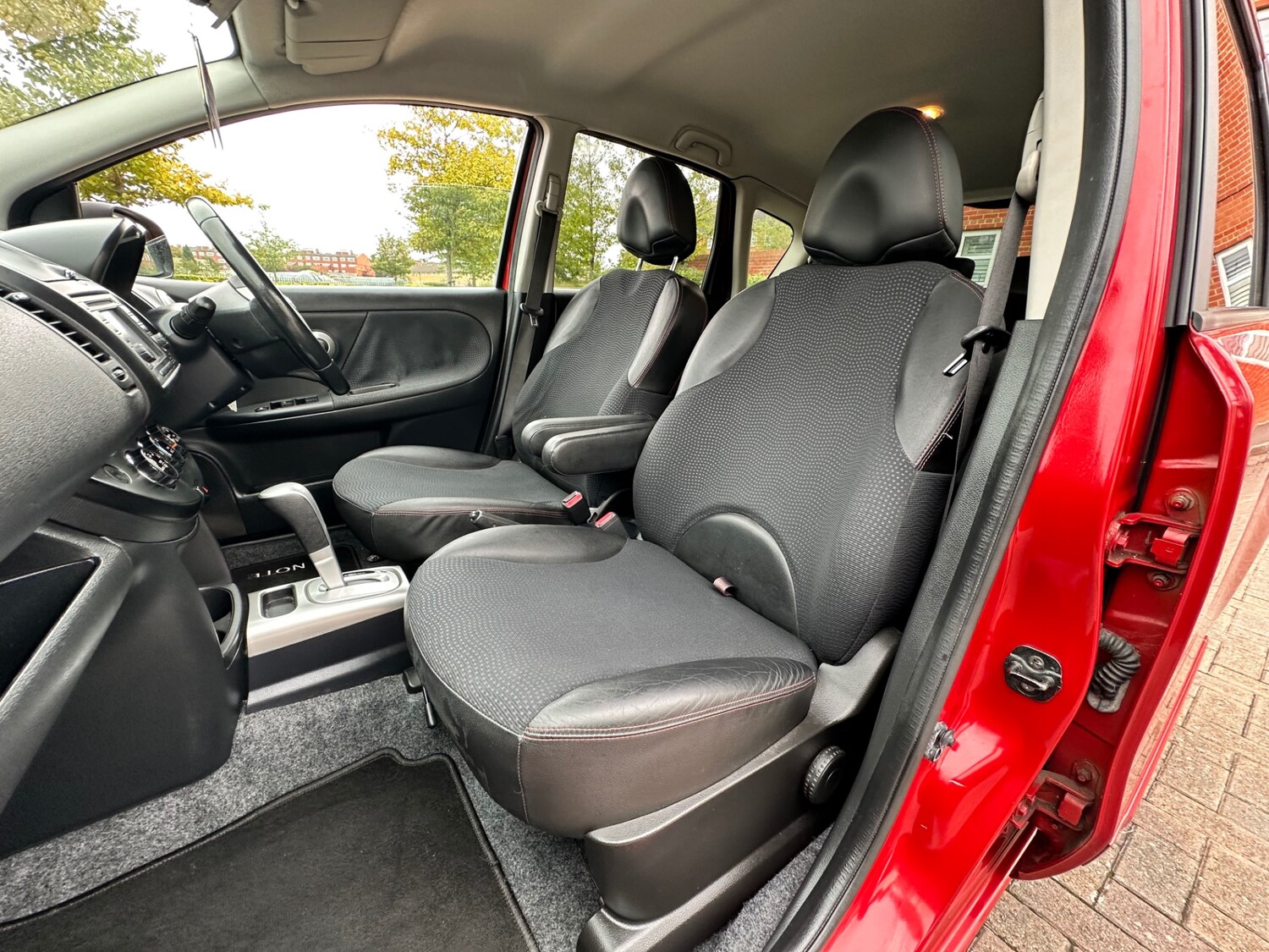 Used Nissan Note 2010 for sale - 77335677: Photo 72