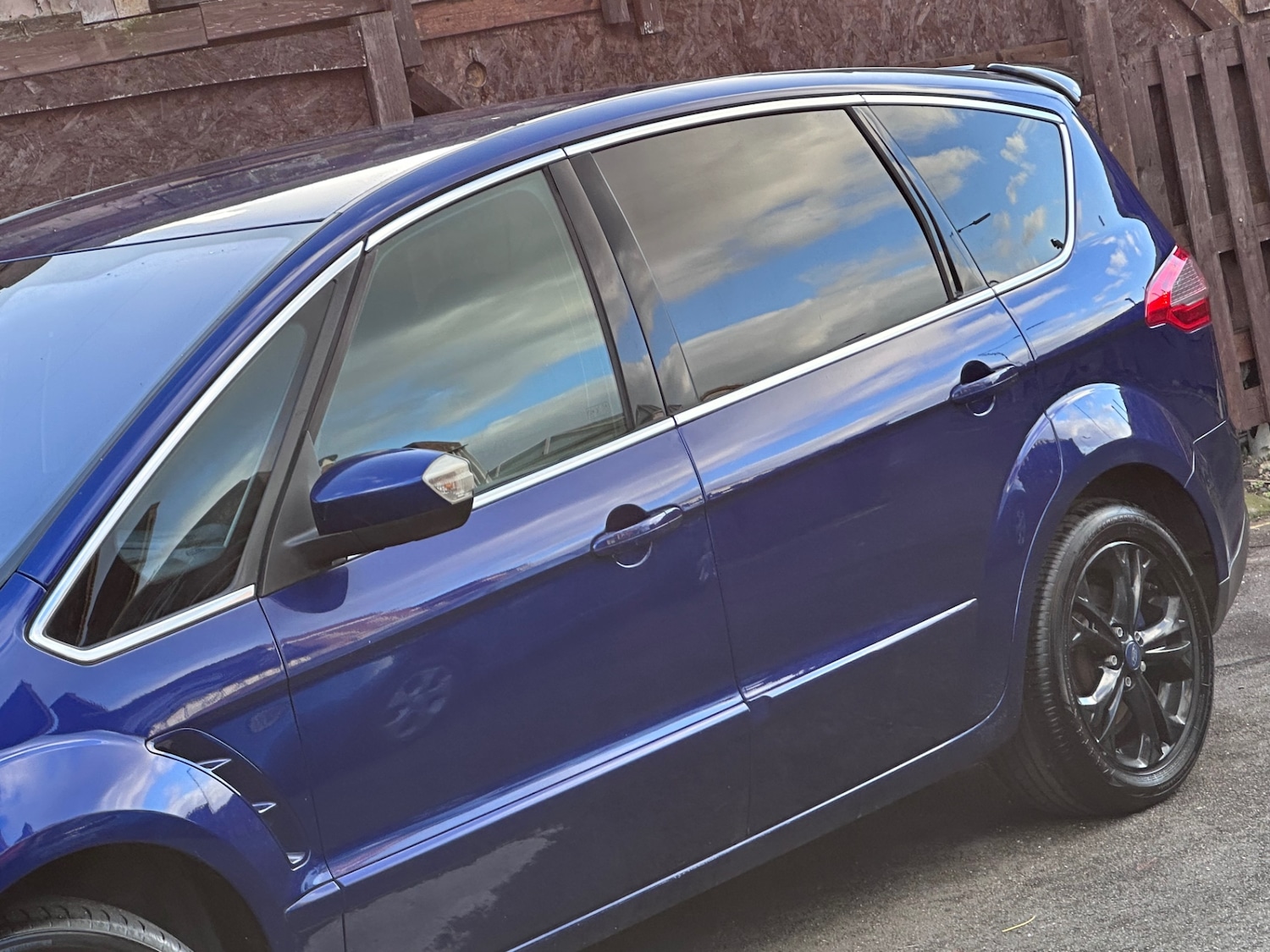 Used Ford S-Max 2015 for sale - 77335690: Photo 16