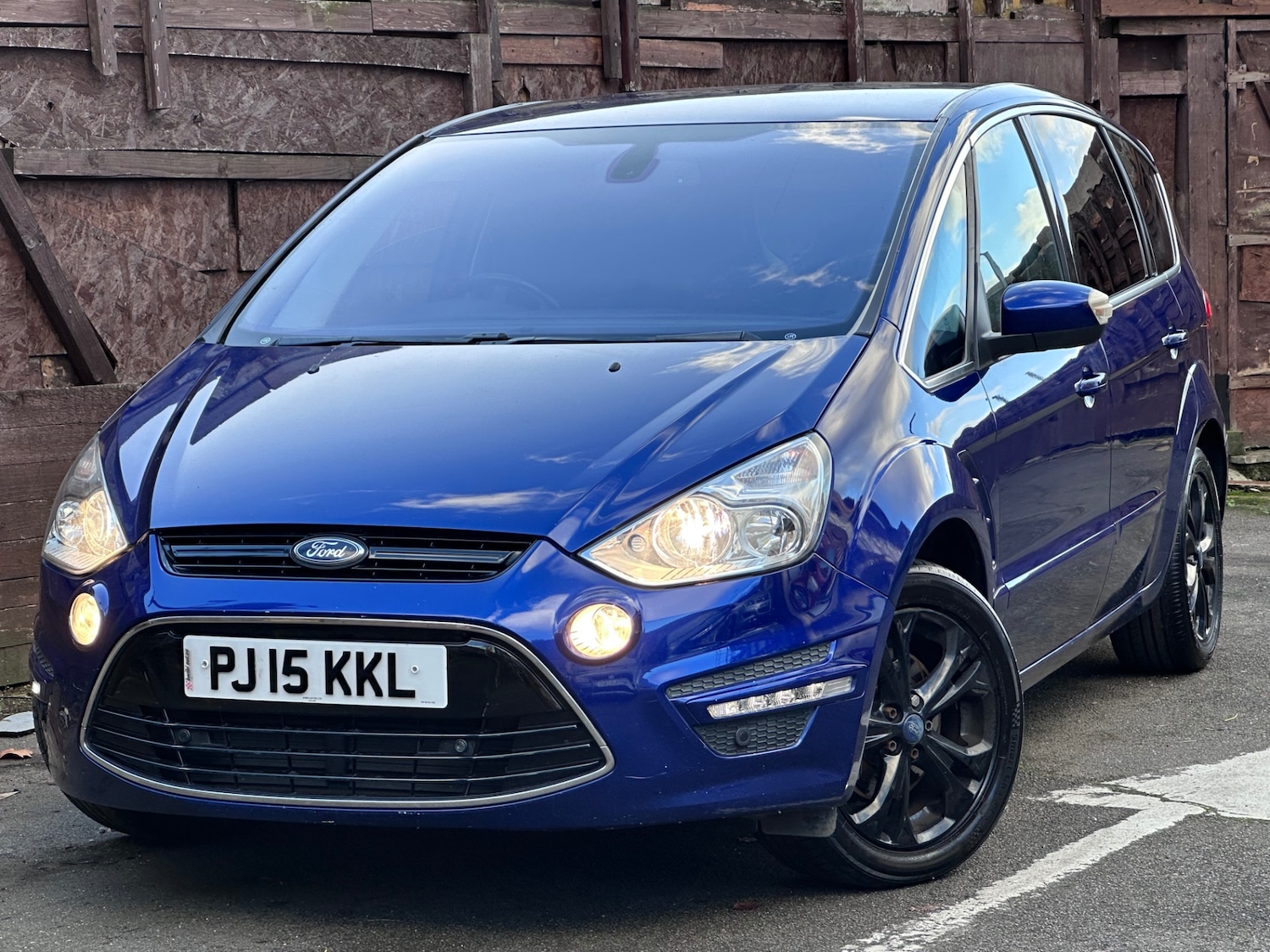 Used Ford S-Max 2015 for sale - 77335690: Photo 19