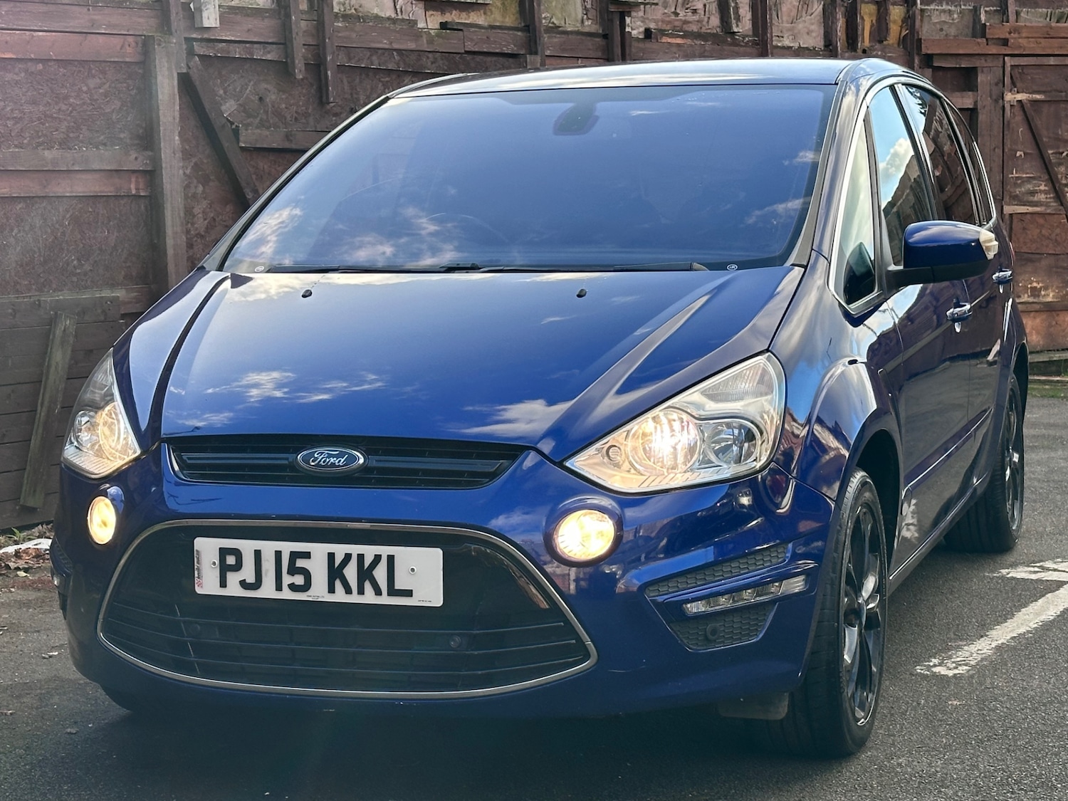 Used Ford S-Max 2015 for sale - 77335690: Photo 5