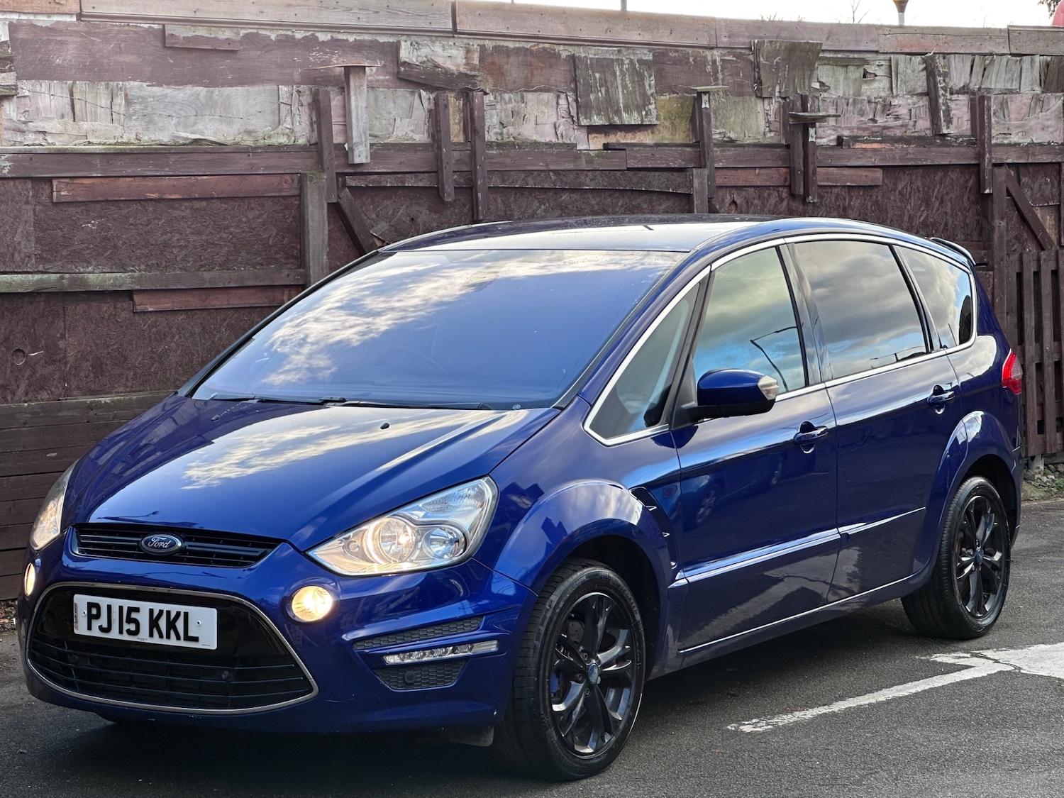Used Ford S-Max 2015 for sale - 77335690: Photo 6