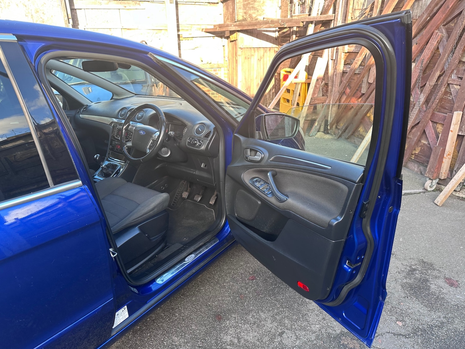 Used Ford S-Max 2015 for sale - 77335690: Photo 67