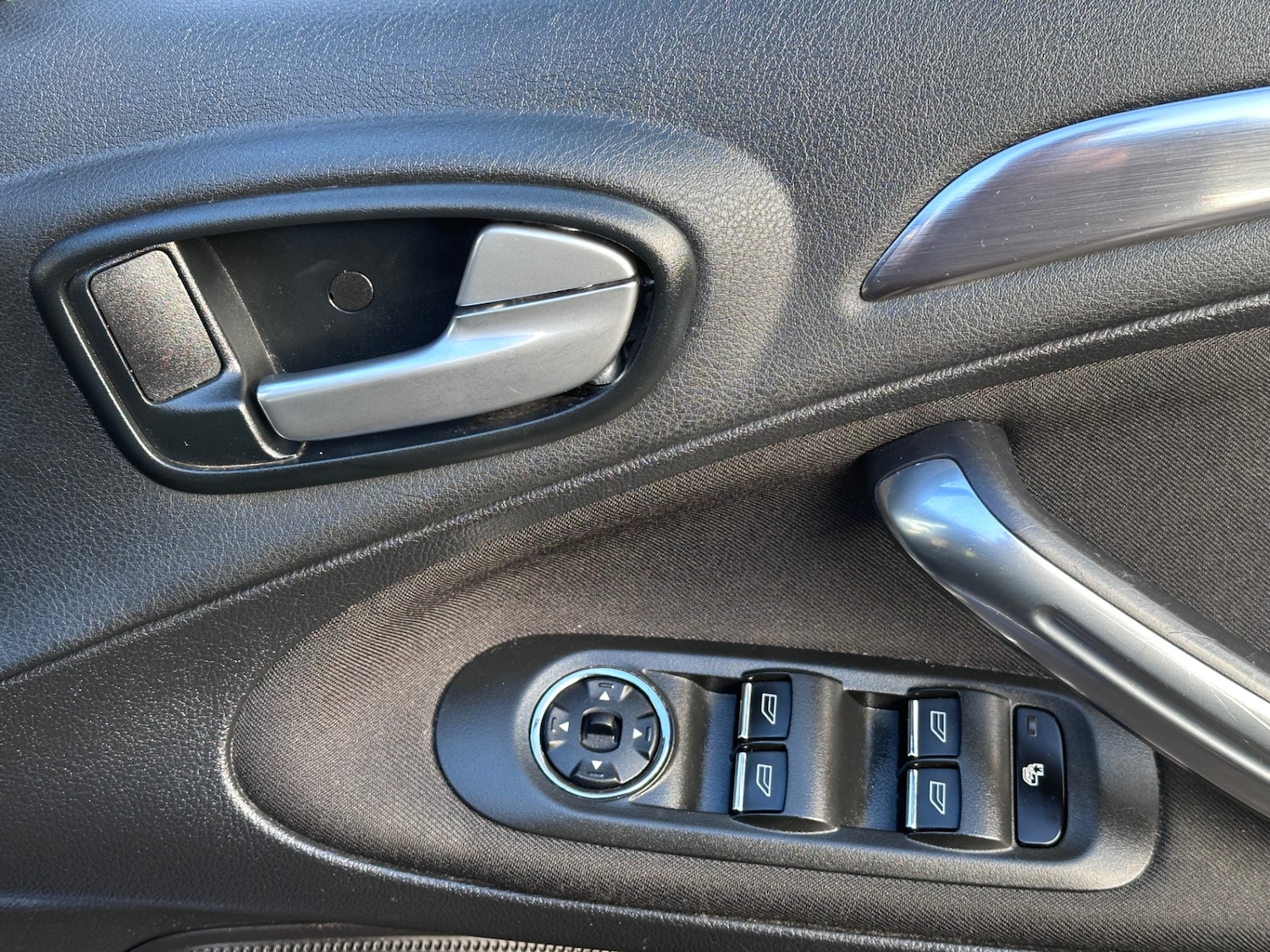 Used Ford S-Max 2015 for sale - 77335690: Photo 75