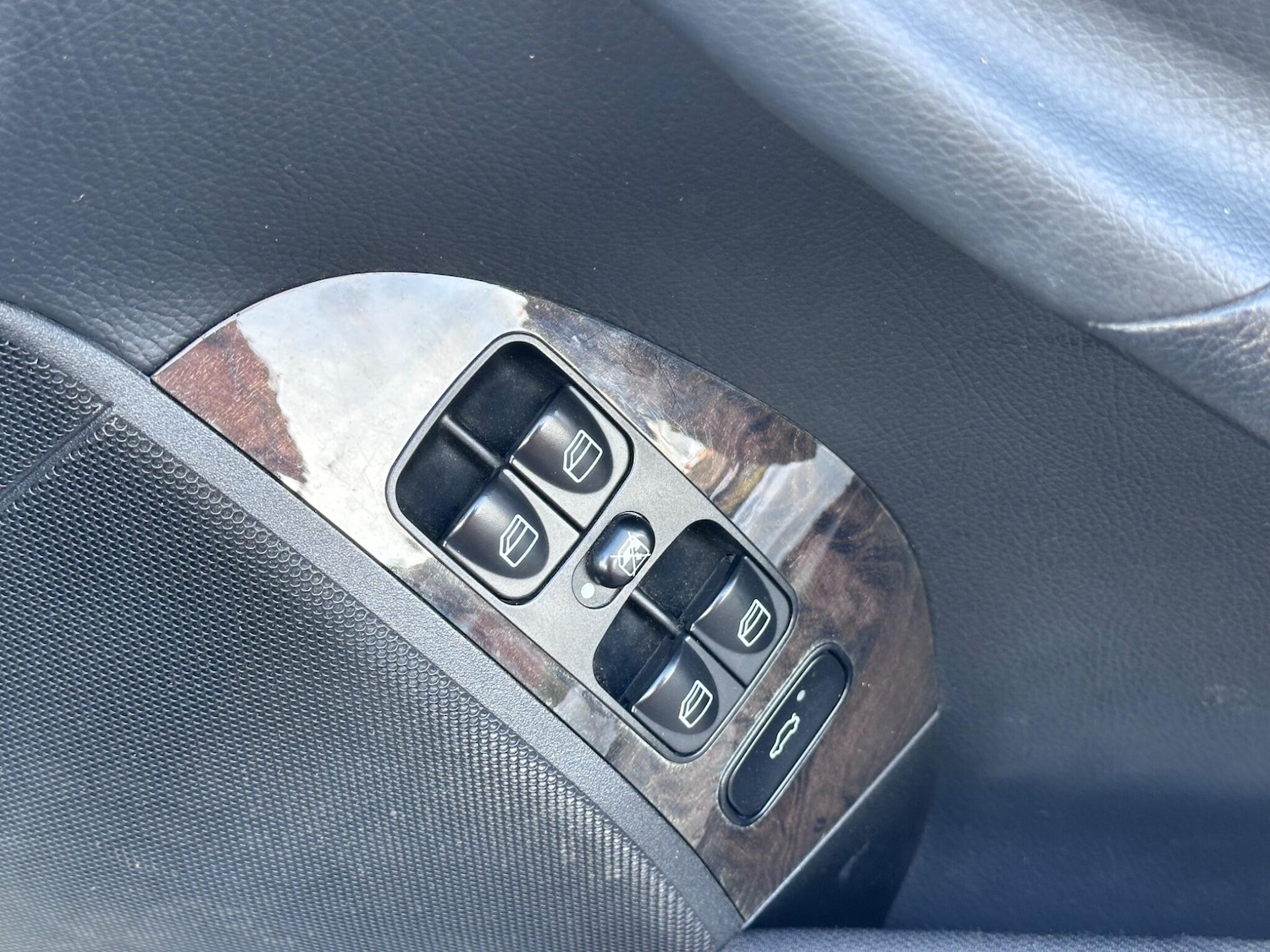 Used Mercedes-Benz CLK 2007 for sale - 76424442: Photo 86