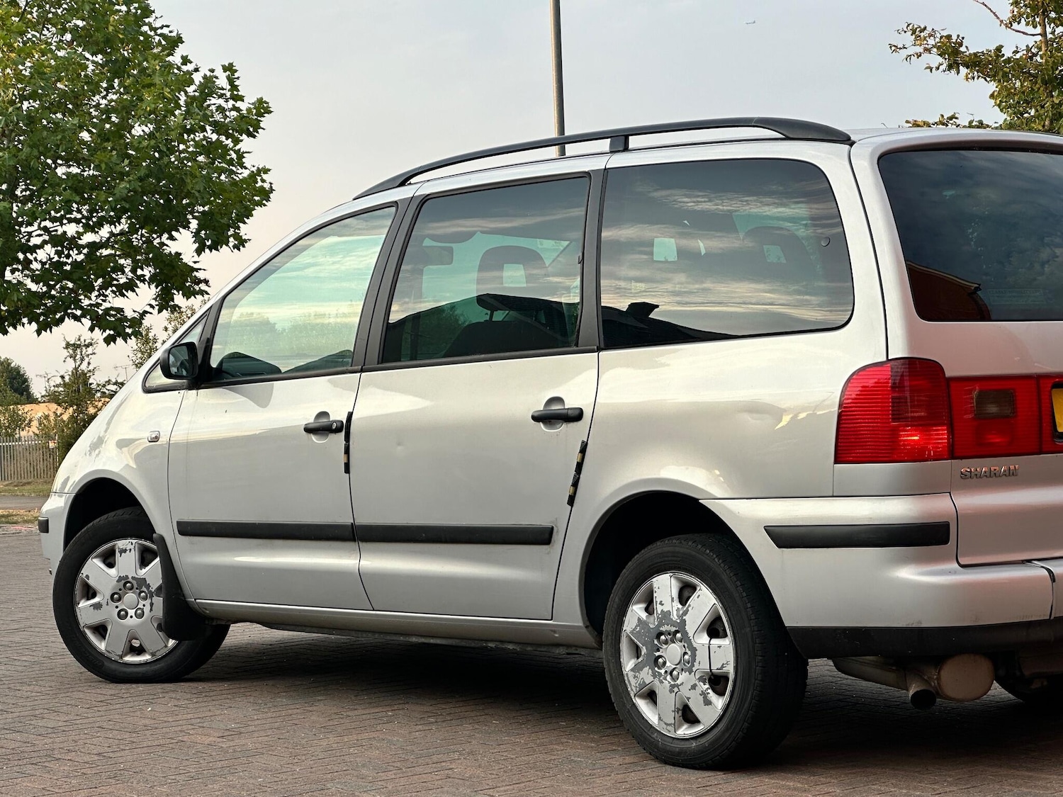 Used Volkswagen Sharan for sale - 77015964: Photo 10