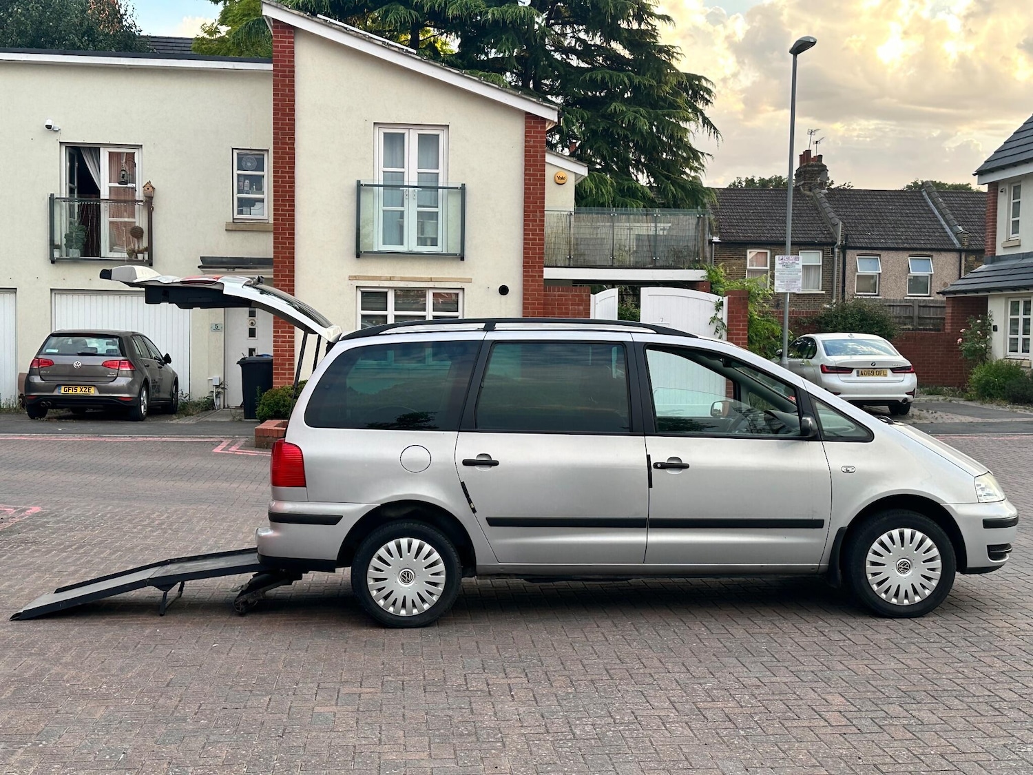 Used Volkswagen Sharan for sale - 77015964: Photo 99