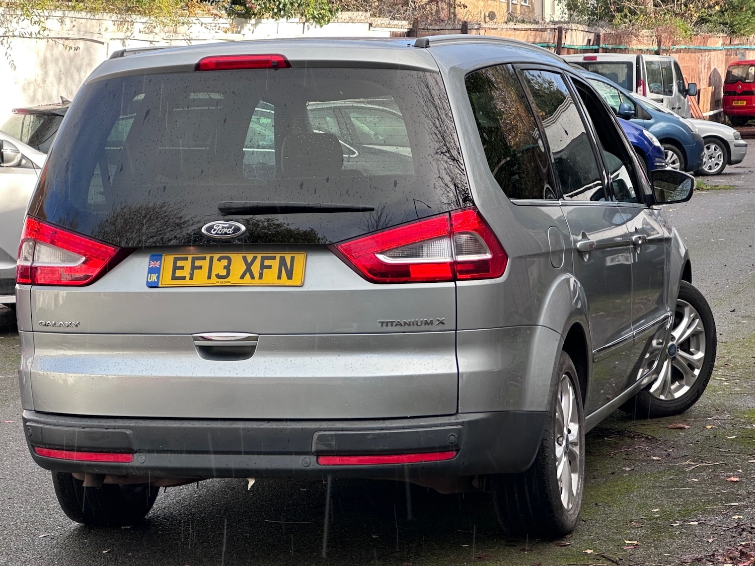 Used Ford Galaxy 2013 for sale - 77335670: Photo 2