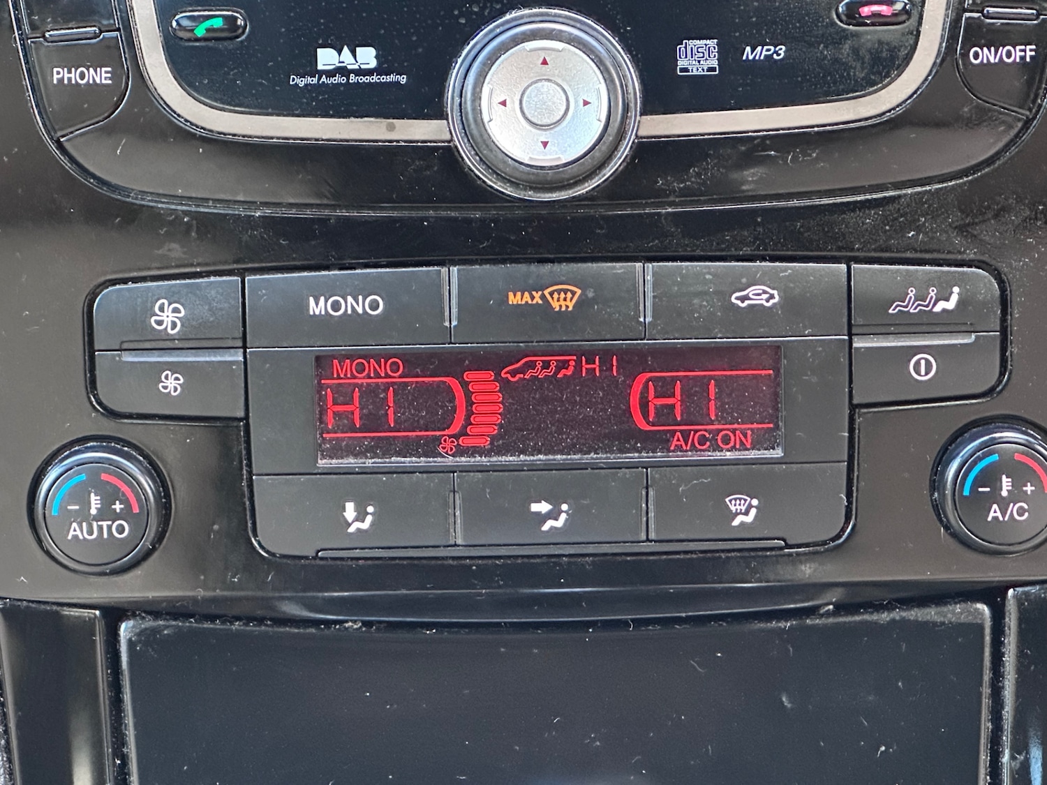 Used Ford Galaxy 2013 for sale - 77335670: Photo 52