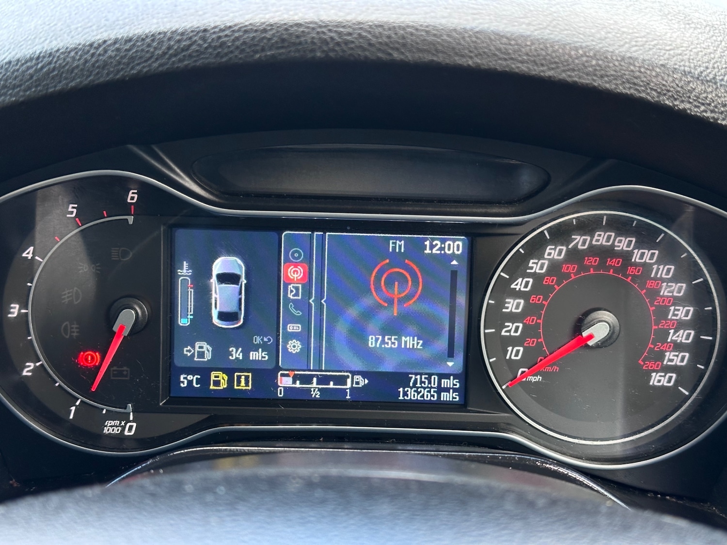 Used Ford Galaxy 2013 for sale - 77335670: Photo 55