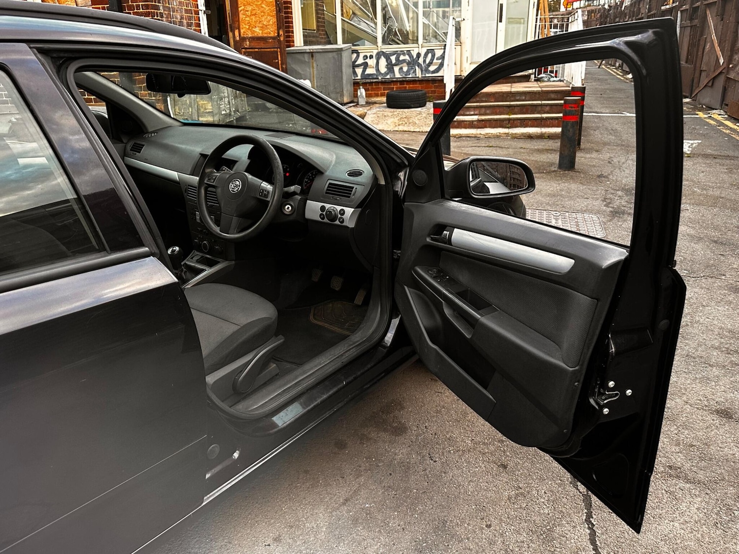 Used Vauxhall Astra 2005 for sale - 77119703: Photo 14