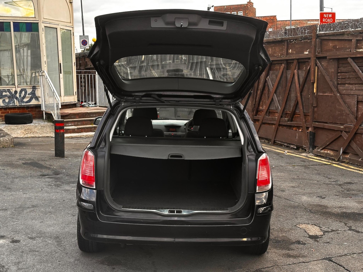 Used Vauxhall Astra 2005 for sale - 77119703: Photo 4