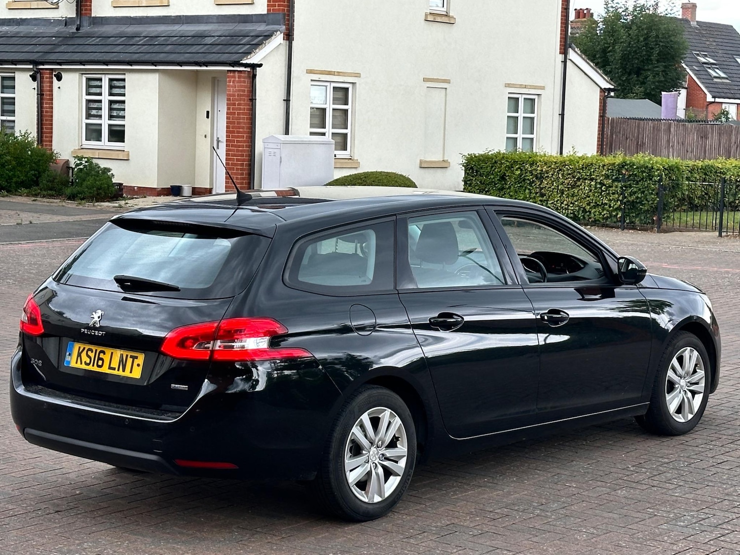 Used Peugeot 308 2016 for sale - 76898341: Photo 18