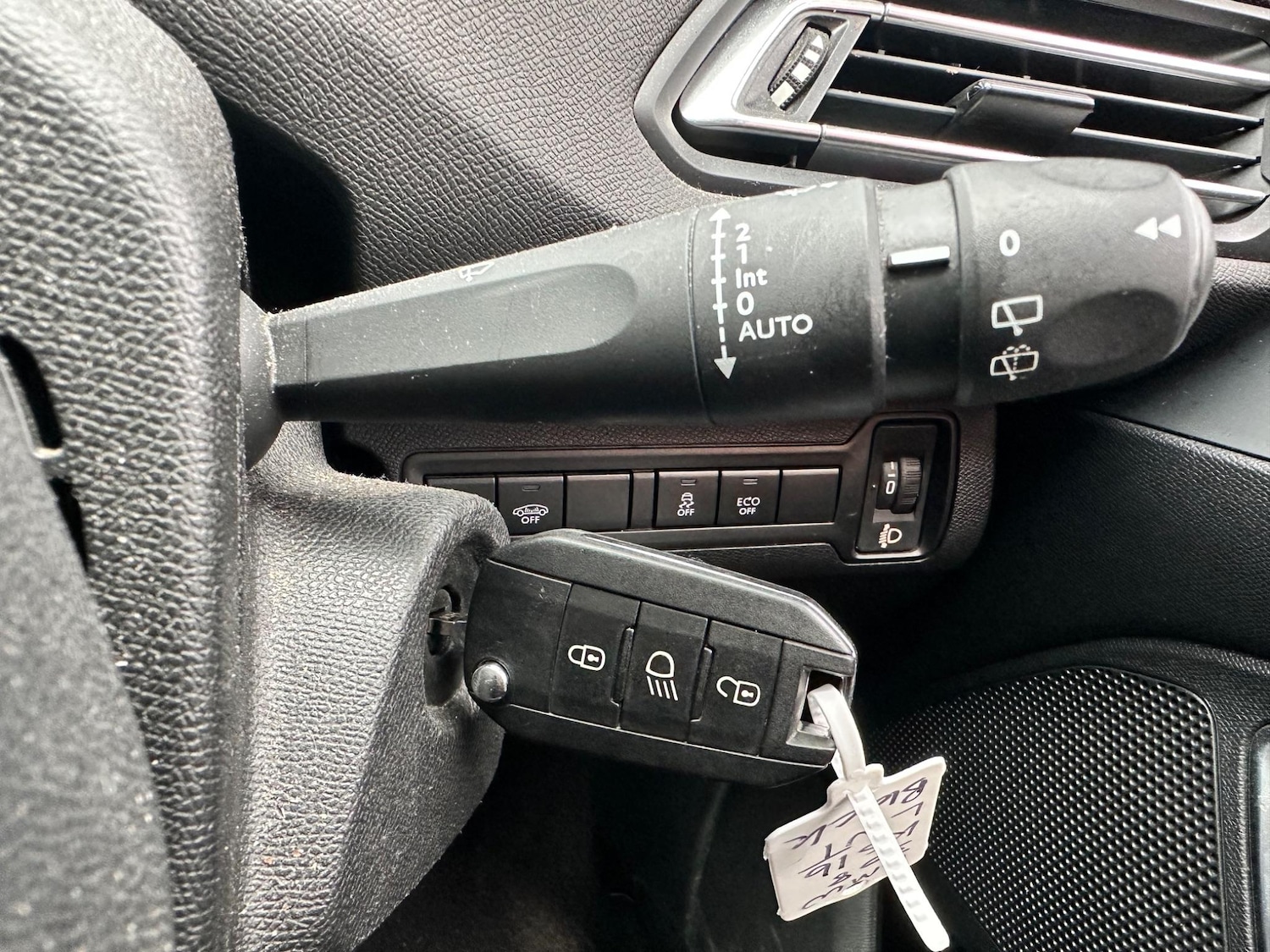 Used Peugeot 308 2016 for sale - 76898341: Photo 39