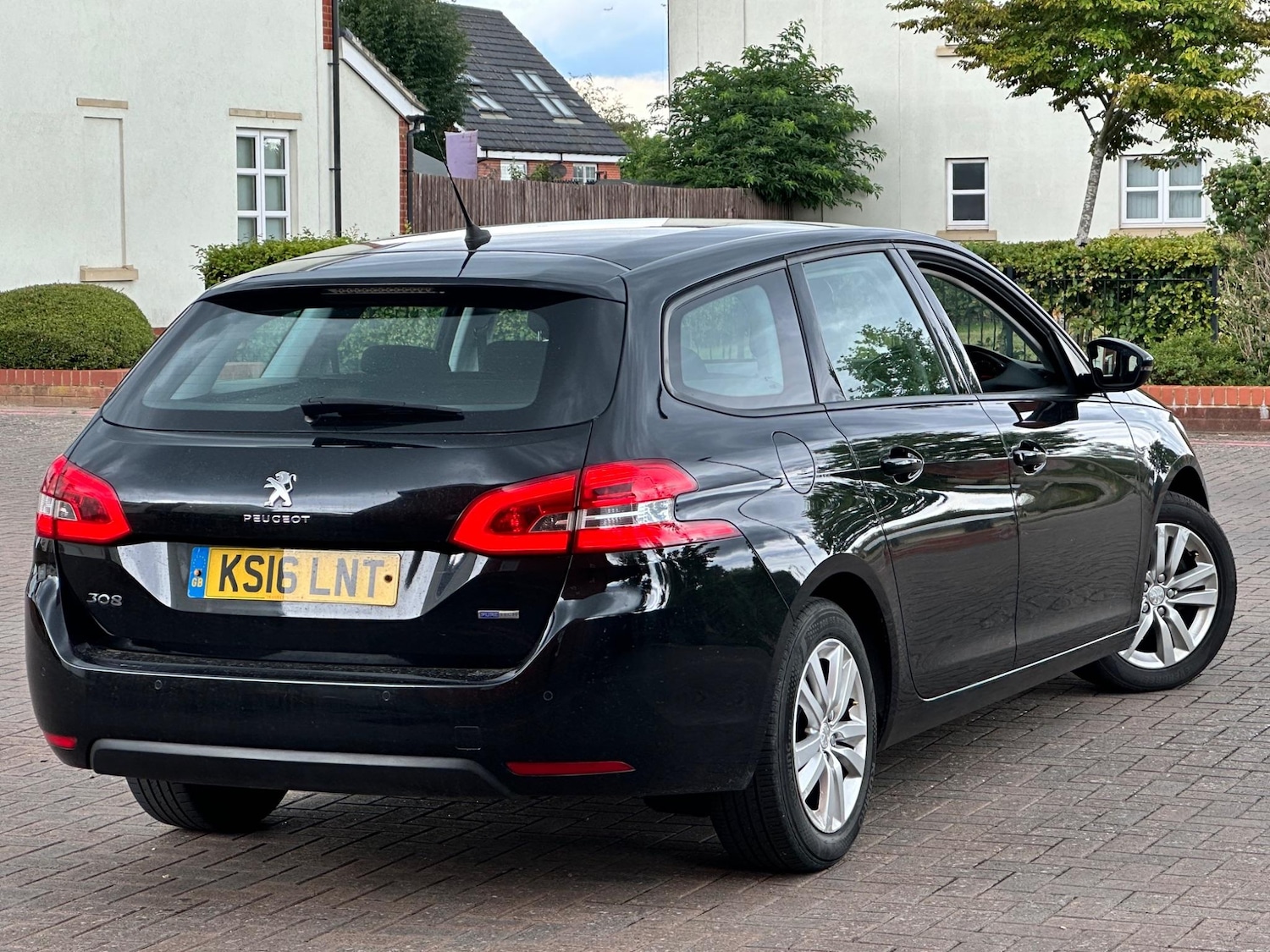 Used Peugeot 308 2016 for sale - 76898341: Photo 4