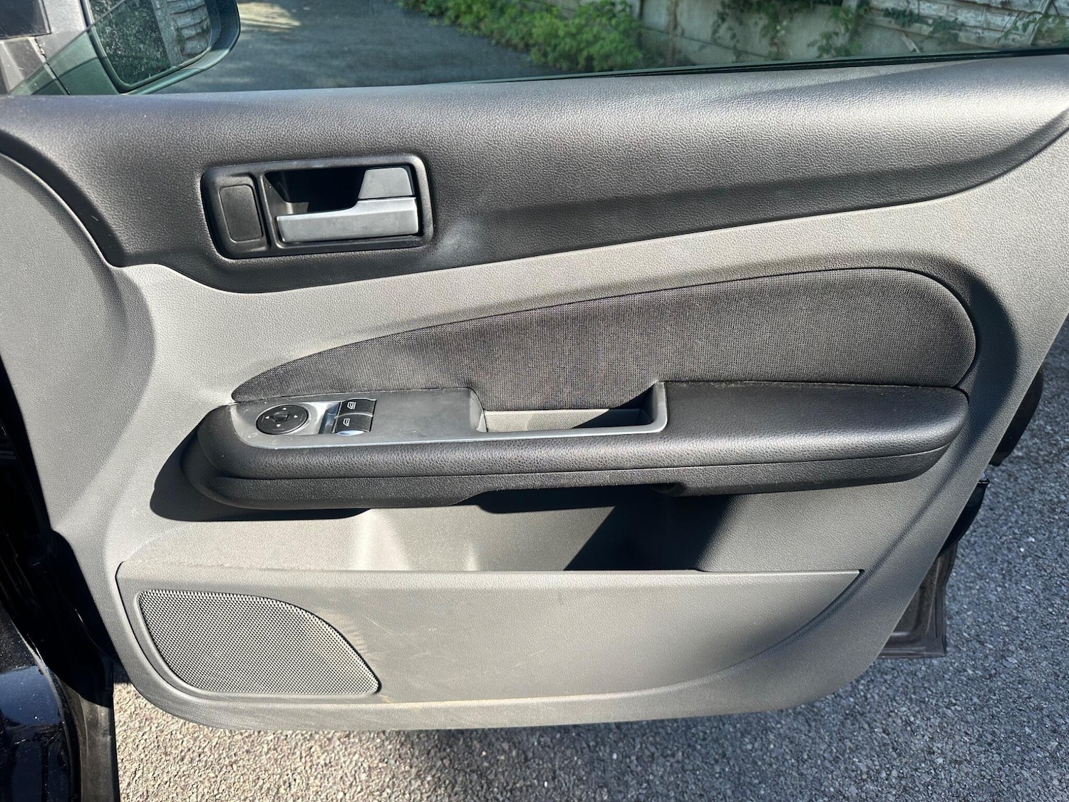 Used Ford Focus 2010 for sale - 76988020: Photo 18