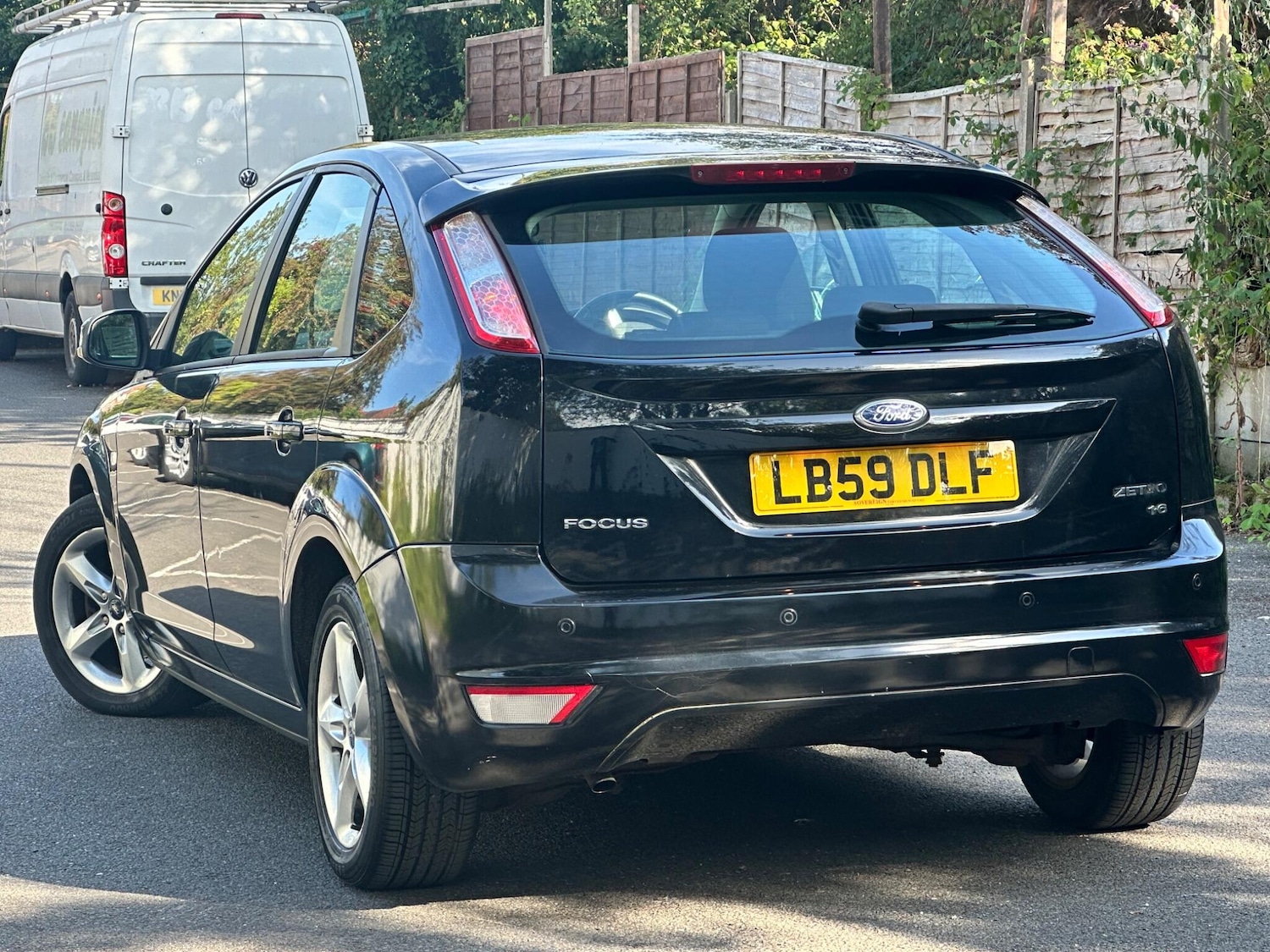 Used Ford Focus 2010 for sale - 76988020: Photo 2