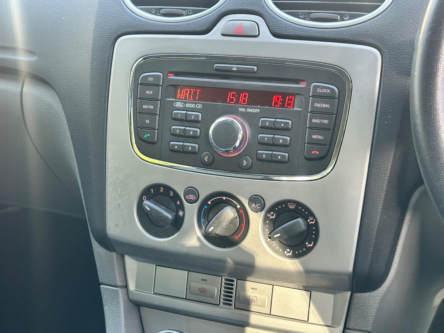 Used Ford Focus 2010 for sale - 76988020: Photo 45