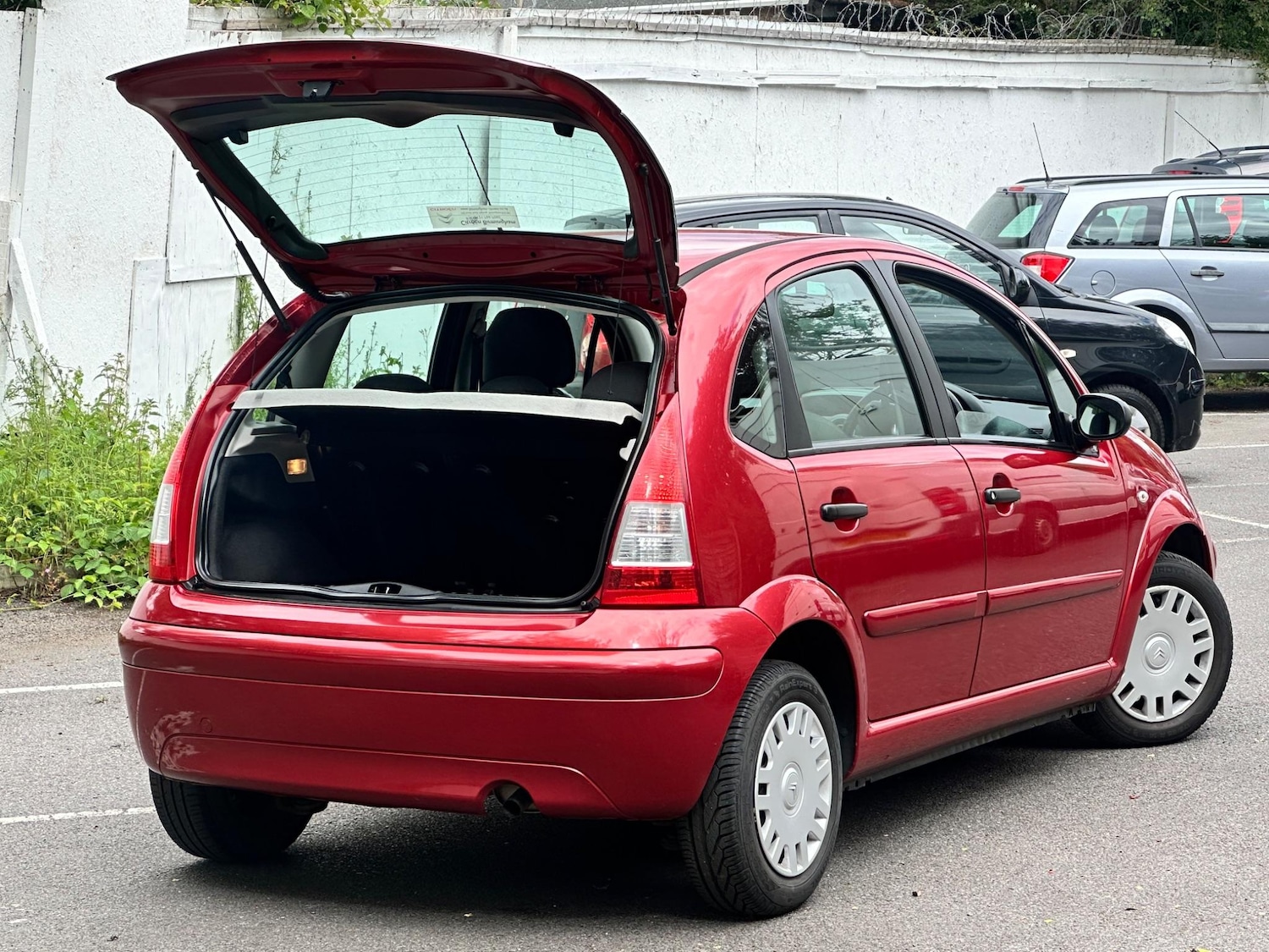 Vehicle 29