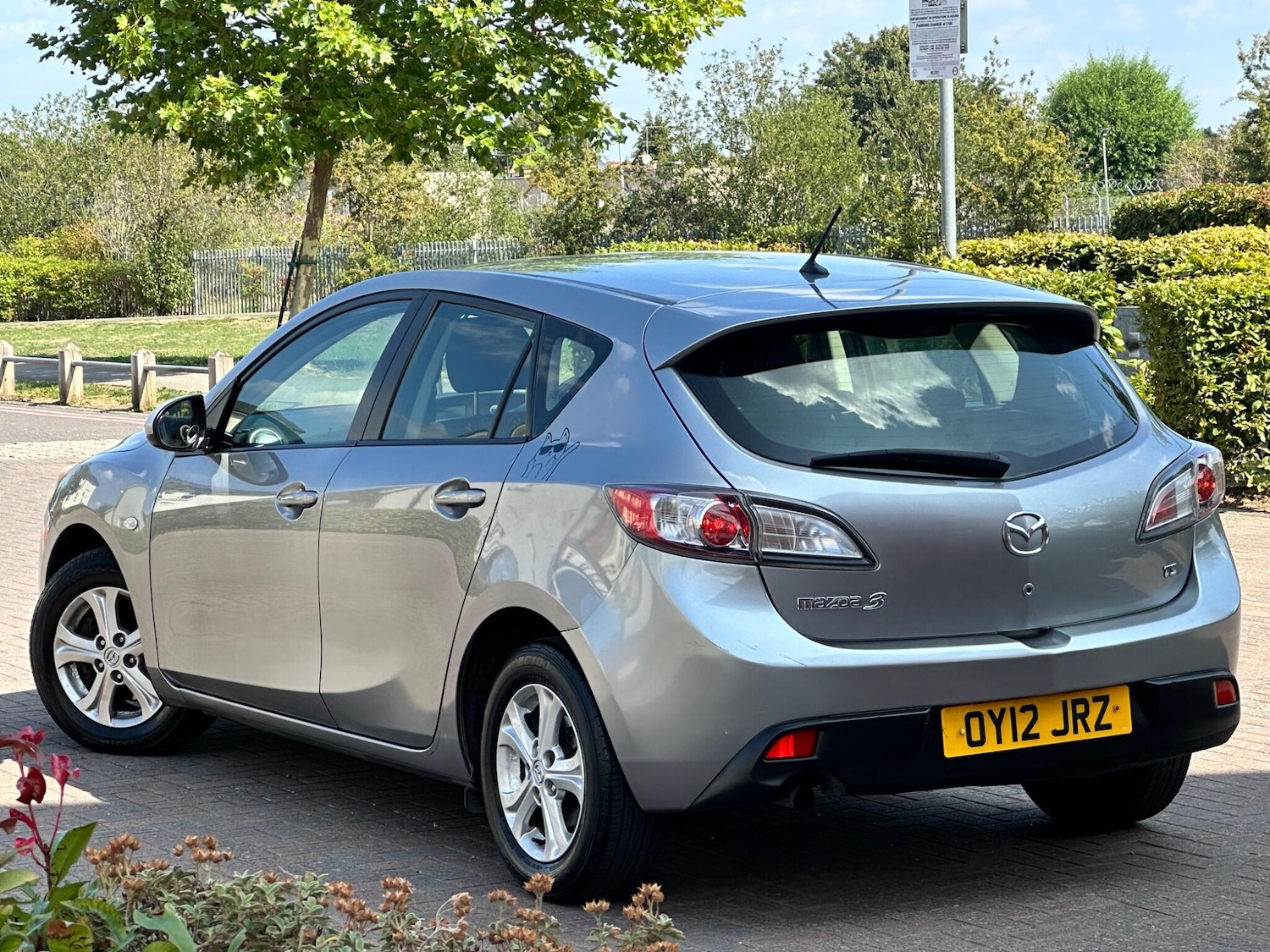 Used Mazda Mazda3 2012 for sale - 77067307: Photo 11