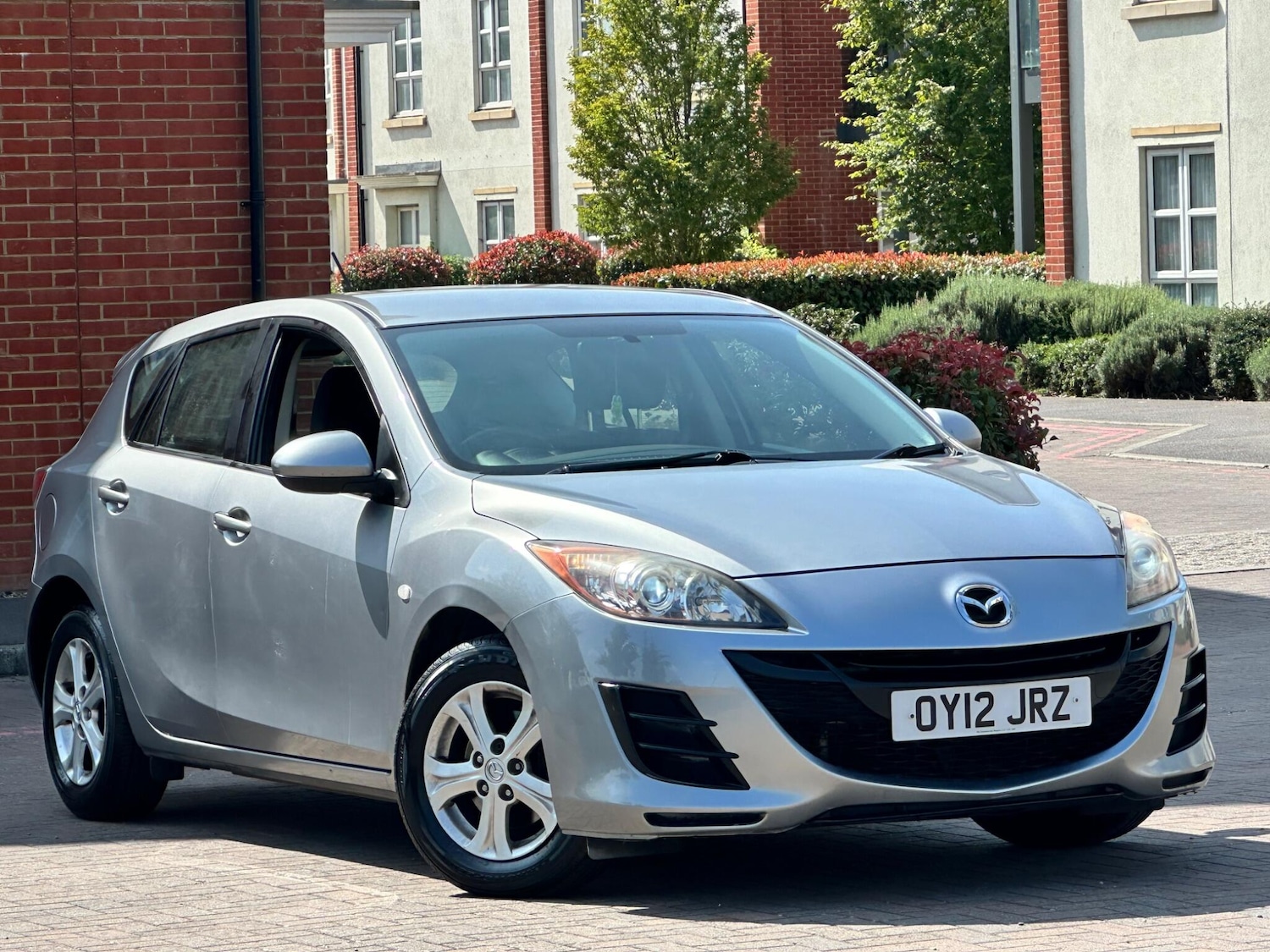 Used Mazda Mazda3 2012 for sale - 77067307: Photo 2