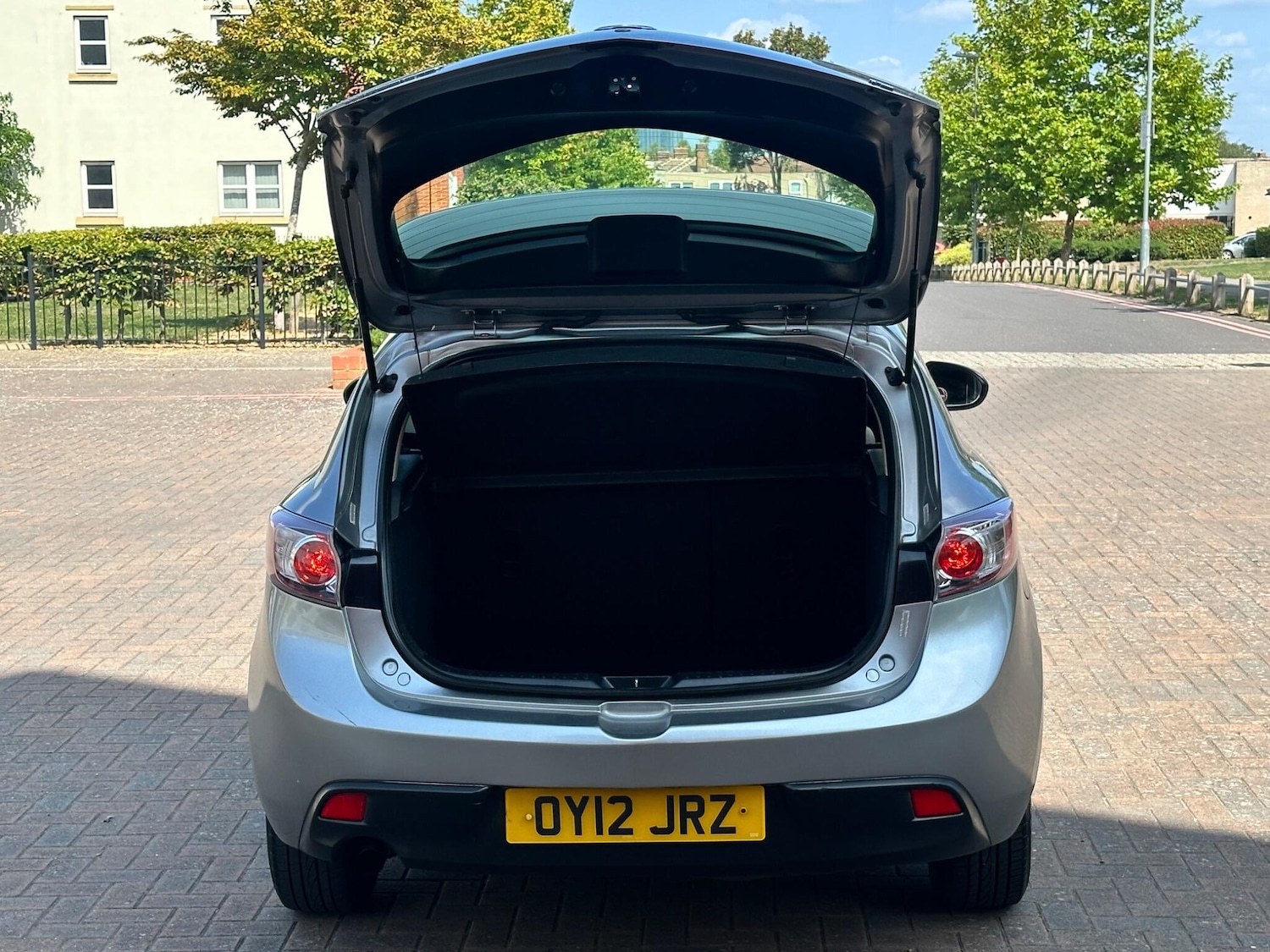 Used Mazda Mazda3 2012 for sale - 77067307: Photo 23