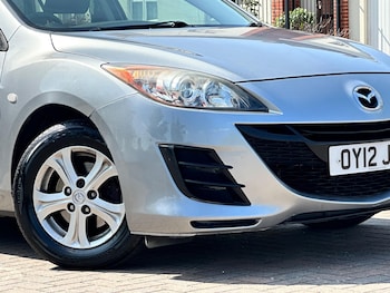 Used Mazda Mazda3 2012 for sale - 77067307: Photo