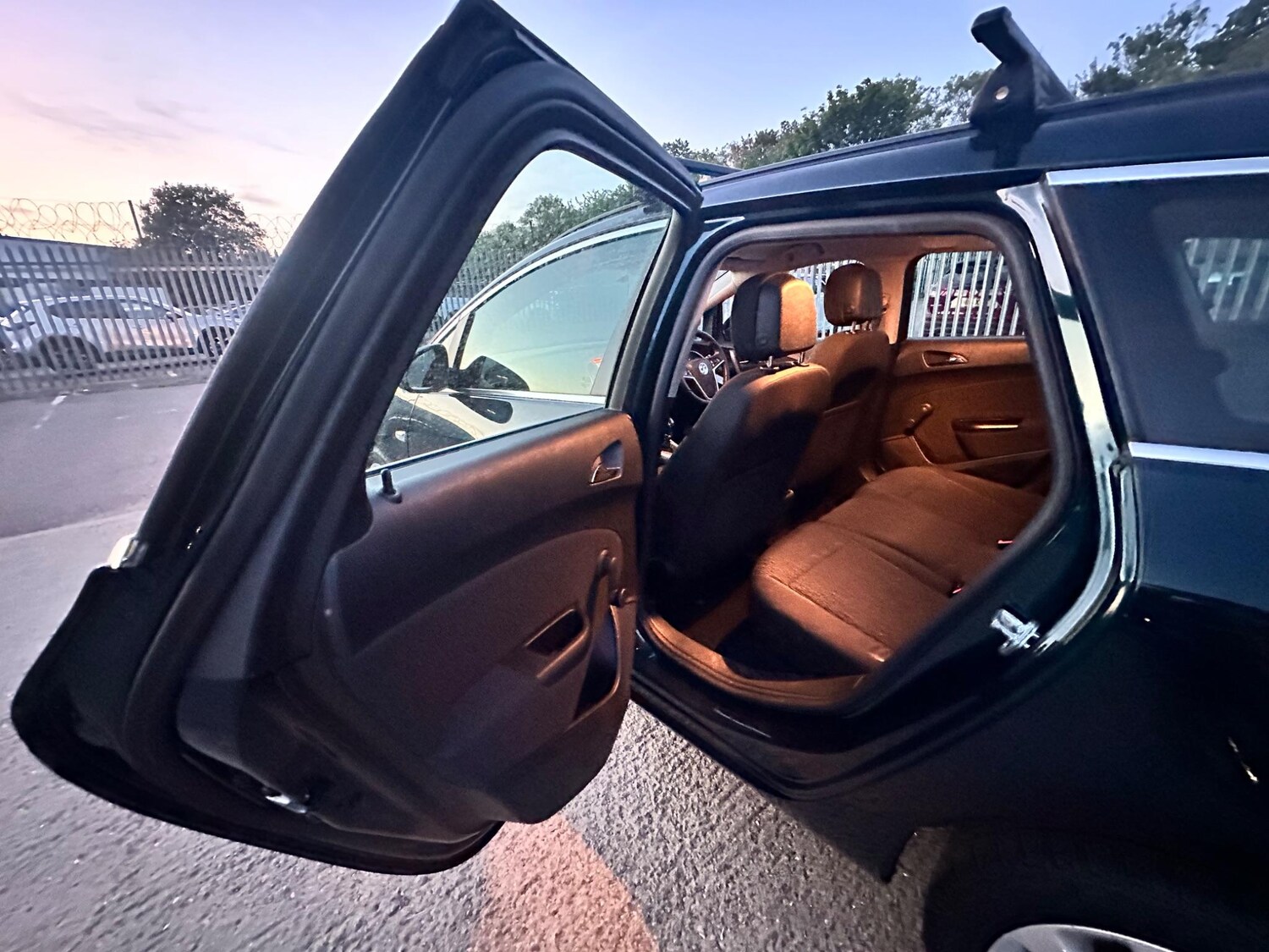 Vehicle 29