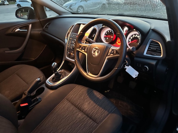 Used Vauxhall Astra 2015 for sale - 74957563: Photo 45